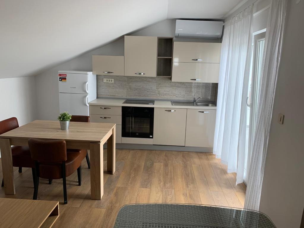 Korta Adria Lägenhet Drage Exteriör bild